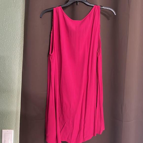 Ladies Sleeveless Blouse - Picture 3 of 3